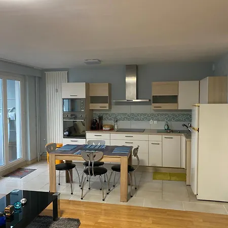 Charment F3 A 8 Min De La Gare A Pied Et 1 Min Du Centre Apartamento Mulhouse