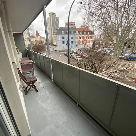 Charment F3 A 8 Min De La Gare A Pied Et 1 Min Du Centre *
