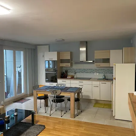 Appartement Charment F3 A 8 Min De La Gare A Pied Et 1 Min Du Centre *