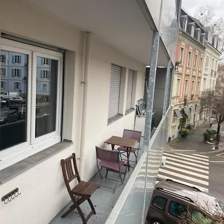 Charment F3 A 8 Min De La Gare A Pied Et 1 Min Du Centre Appartement