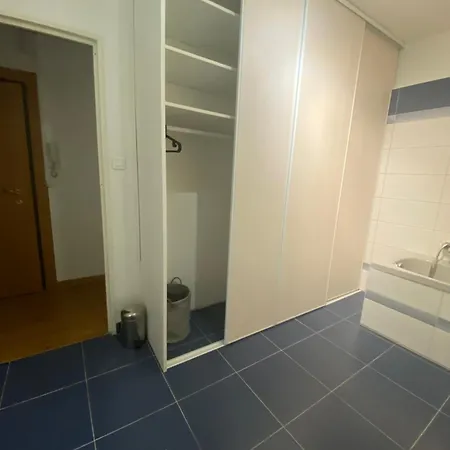 Charment F3 A 8 Min De La Gare A Pied Et 1 Min Du Centre Appartement *